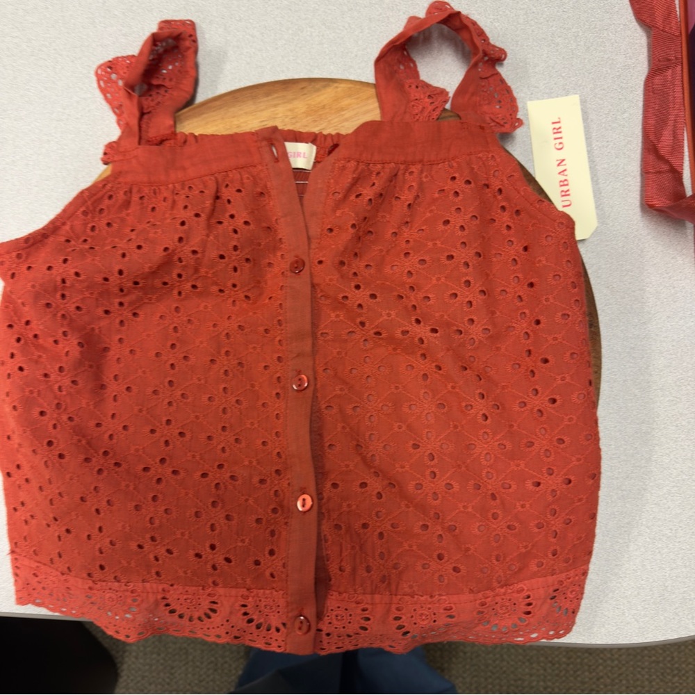 Rust Eyelet Button-Front Tank Top - Picture 2 of 8